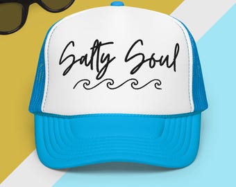 Cappellino da camionista in schiuma ricamato per gli amanti della spiaggia, cappellino da spiaggia Salty Soul, cappellino da surfista Vibes, snapback estivo, regalo di compleanno estivo
