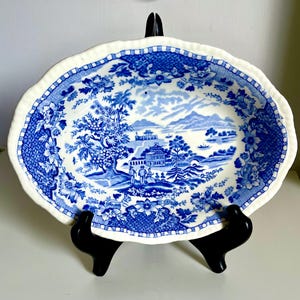 Wood & Sons Seaforth Blue Dinner Plate. Blue-and-white Wood & Sons Seaforth Blue Dinner Plate. Blue-and-white