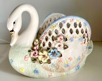 VTG Victorian Lace Lattice Porcelain Swan Vase Planter Applied Flowers 6.5X8 In