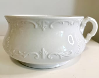 Antiker weißer Pflanztopf der Ironstone Colonial Co., Nachttopf, gemarkt 1903, Liverpool, Ohio