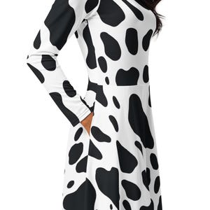Cow Print Midi Dress with Pockets: Long Sleeve Statement Fashion