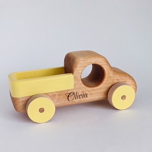 Personalized wooden truck toy - Gender neutral gift - Handmade baby toys for birthday - Montessori nursery - Wooden car