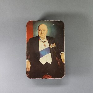 Winston Churchill Biscuit Tin (LOR) Winston Churchill Biscuit Tin (LOR)