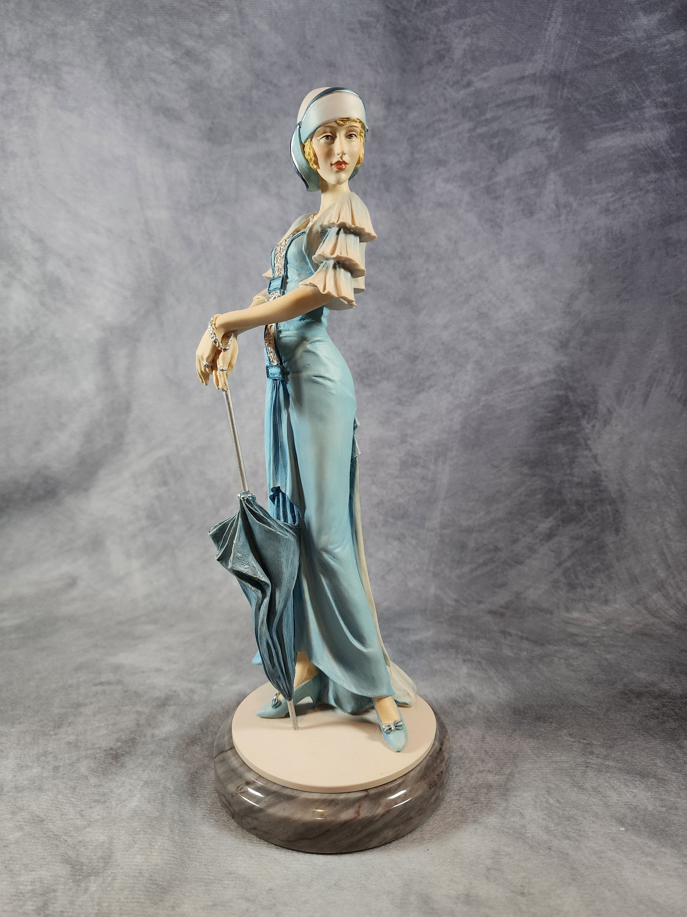 Vintage Royal Doulton Classique Figurine Elizabeth CL4009 C.1999 Resin