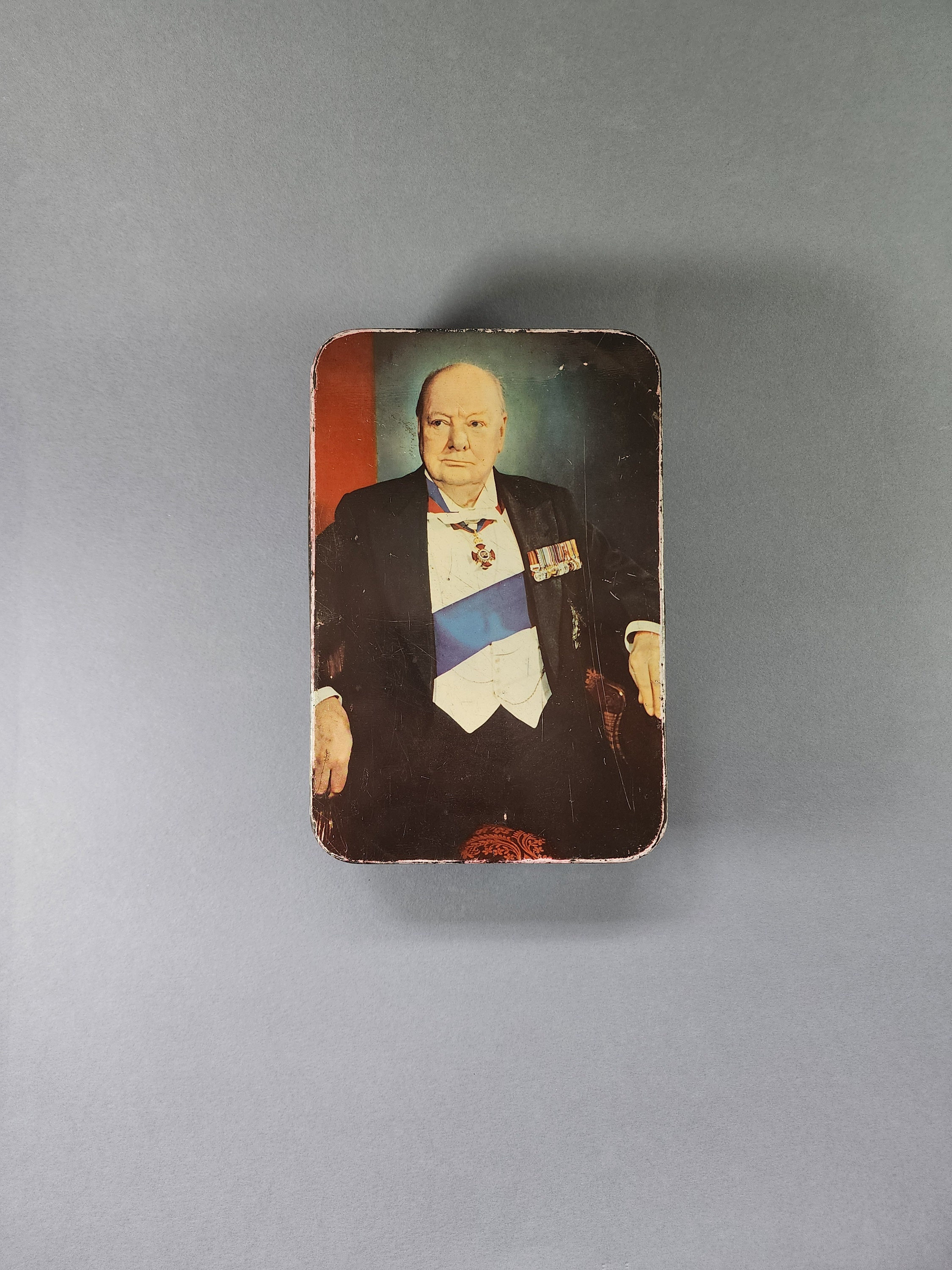 Winston Churchill Biscuit Tin (LOR) Winston Churchill Biscuit Tin (LOR)