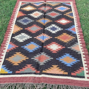 Handwoven Wool Jute Kilim Rug: Boho Indian Dhurrie Rug