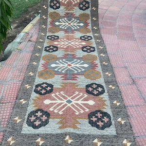 Handwoven Wool Jute Kilim Runner Rug: Oriental Geometric Design