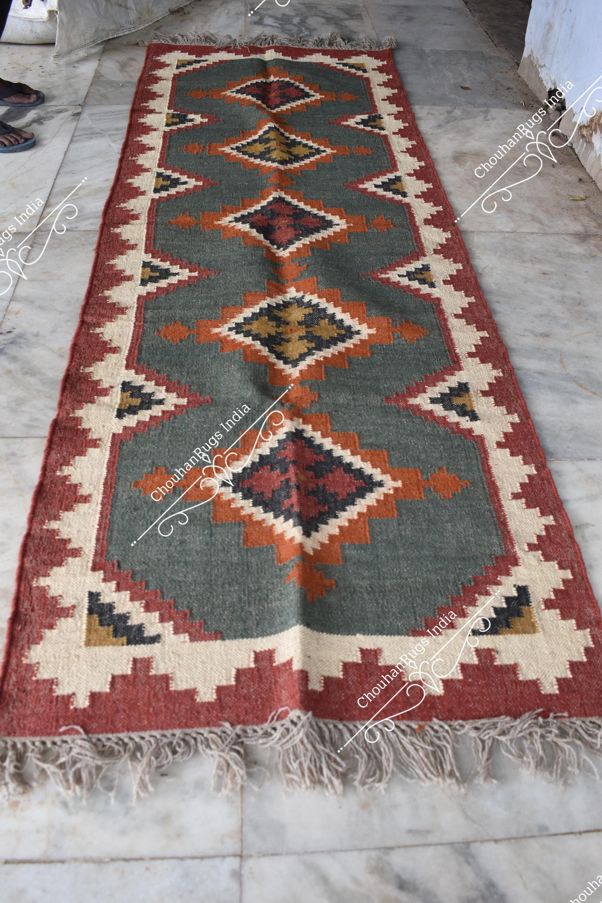 ハンドメイドウールジュートキリムラグ：幾何学模様の廊下ランナー