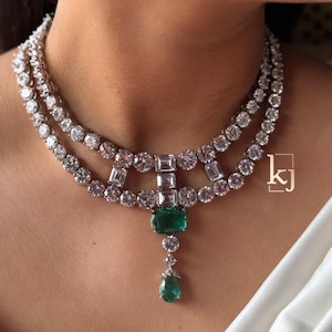 Collana di diamanti e smeraldi di alta qualità, collana di gioielli indiani verdi con ciondolo lungo in smeraldo verde, ispirato ad Amrapali, smeraldo e zircone cubico, regalo di nozze