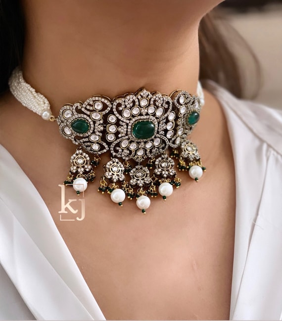Premium green stone choker set vintage set polki set kunden set punjabi set bollywood jewelry Indian jewelry Sabyasachi jewelry designer