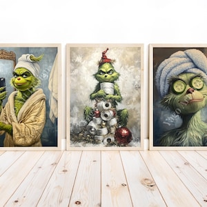 Pode incluir: Tr&ecirc;s ilustra&ccedil;&otilde;es emolduradas do Grinch, um personagem de desenho animado verde, em cen&aacute;rios diferentes. A primeira mostra o Grinch tirando uma selfie em um roup&atilde;o. A segunda mostra o Grinch sentado em uma pilha de papel higi&ecirc;nico. A terceira mostra o Grinch com pepinos nos olhos, usando uma toalha na cabe&ccedil;a.