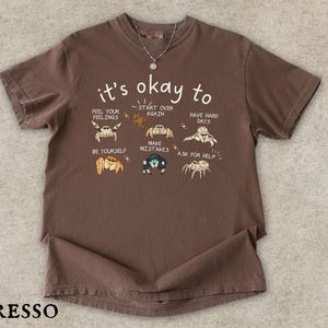 Jumping Spider Shirt, Spood Mom Comfort Colors Tee, Cute Exotic Pet Lover Gift, Mental Health Anxiety Shirt bild 12