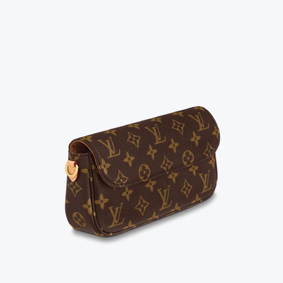 Ivy Wallet on Chain Bag Monogram Canvas Wallets and Small 