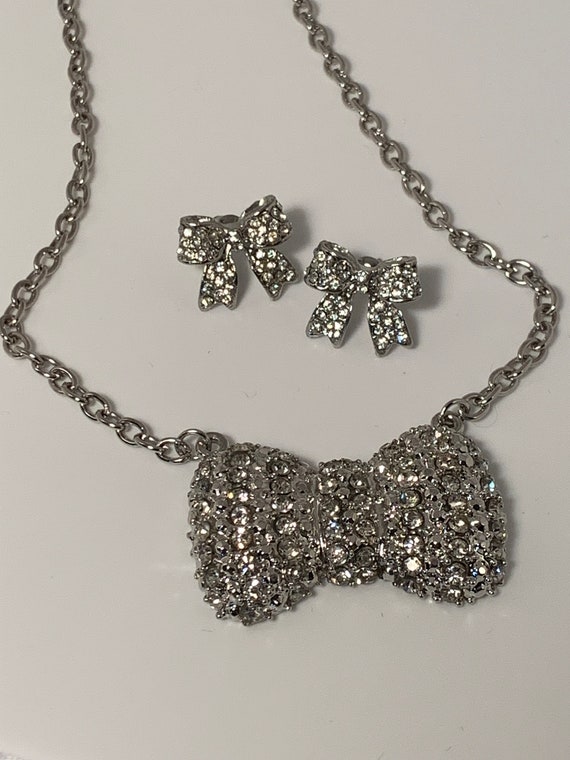 Sparkle & Shine! Cute Bow Necklace and Earrings - image 10
