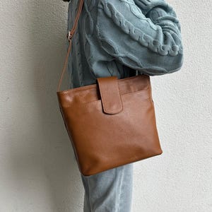 Beige Braun Italienische Leder Umhängetasche mit verstellbaren Trägern Handgemachte Leder Umhängetasche Elegante Damen Große Handtasche Geschenk für Sie