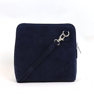 Petit sac à main bleu marine en cuir suédé italien véritable avec bretelles amovibles, sac bandoulière en daim, sac à main bleu classique, sac à main élégant pour femme