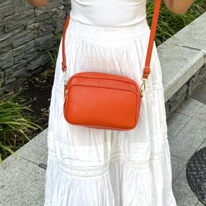 Gebrannte Orange Doppel-Reißverschluss-Handtasche aus italienischem Leder mit abnehmbaren Riemen aus echtem Leder Crossbody-Tasche Klassische Handtasche Elegante Damentasche