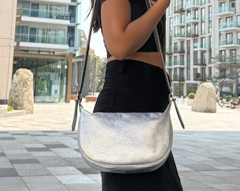韓国人気ブランド ★ Life Work ★ Half Moon Cross Bag 韓国人気ブランド ☆ Life Work ☆ Half Moon Cross Bag