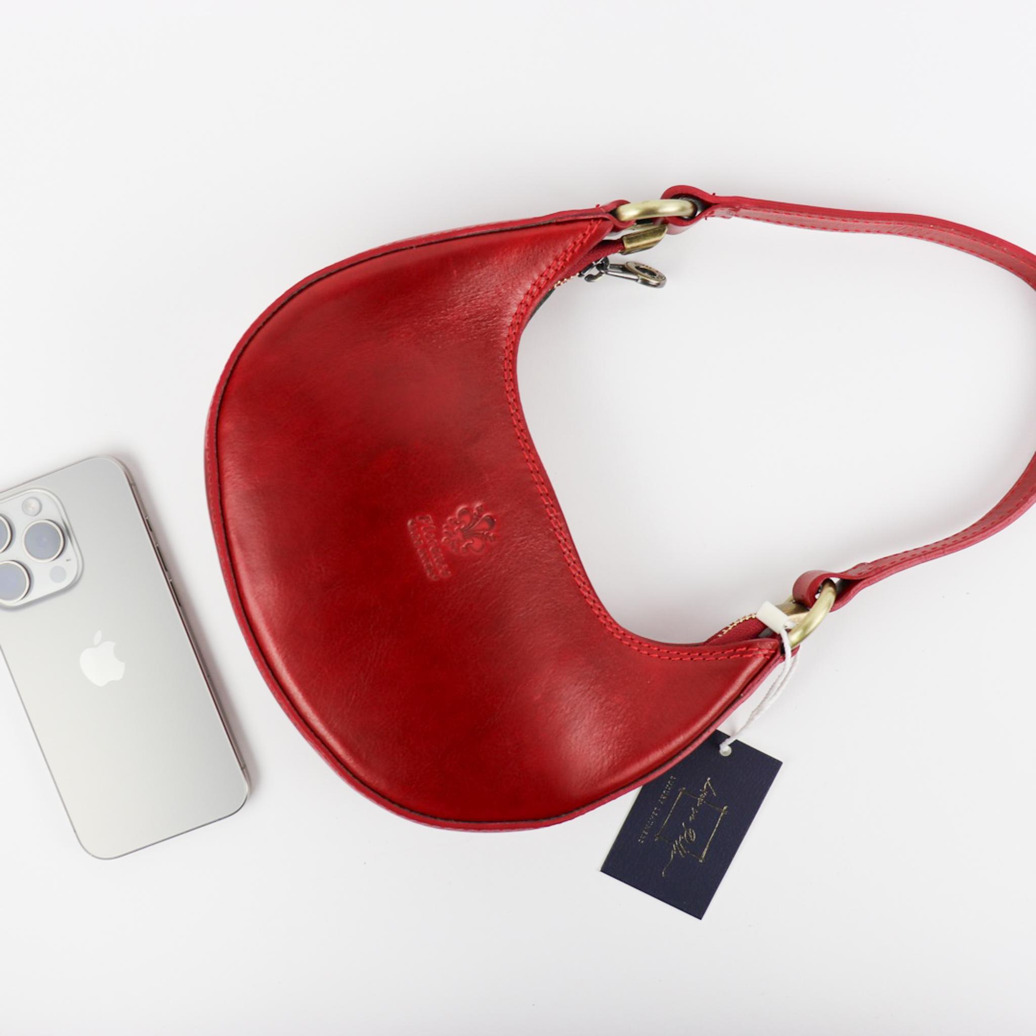 SMALL BLONDIE SHOULDER BAG 21.5 IN RED PATENT CALFSKIN
