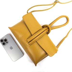 Bolso de mano de piel italiana de color amarillo mostaza con correas desmontables Bolso de mano de piel hecho a mano con asa superior Bolso bandolera elegante para mujer