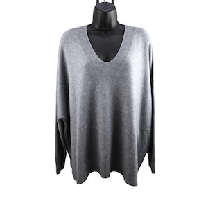 Grey V-Neck Oversized Fine Knit Jumper – Lightweight, Soft, Elegant, Minimalist Style, One Size (UK 8-16), Versatile Layering Knitwear