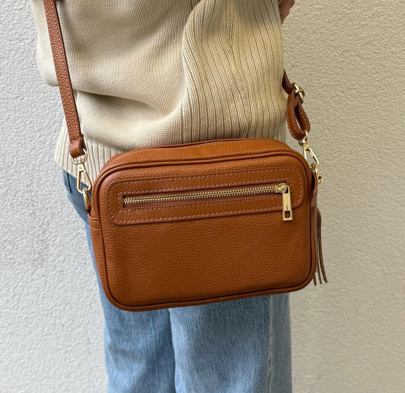 ★DE MERIEL★ [Exclusive] Elise Hobo Bag Medium Tan Brown Leah-