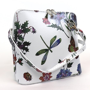 Handgefertigte Blumendruck-Handtasche aus echtem Leder mit abnehmbaren Riemen Italienische Leder Crossbody Bag Weiße Handtasche Elegante Damentasche