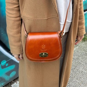 Kleine Tan Echtes Italienisches Leder Umhängetasche Elegante Umhängetasche mit Verstellbaren Trägern
