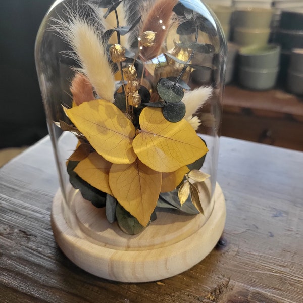 Cloche en verre avec des fleurs séchées, bouquet fait main sous cloche, décoration de la maison, idée cadeau durable