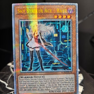 Sky Striker Ace – Raye (Arte alternativa) - 25° anniversario Quarto secolo Starlight Rare - Prismatic Secret - QCSR - Orica Proxy