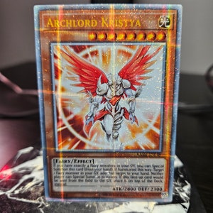 Archlord Kristya - 25° Anniversario Quarantacinquesimo Secolo Starlight Rara - Prismatic Secret - Comune - Orica Proxy Singola o Playset QCSR