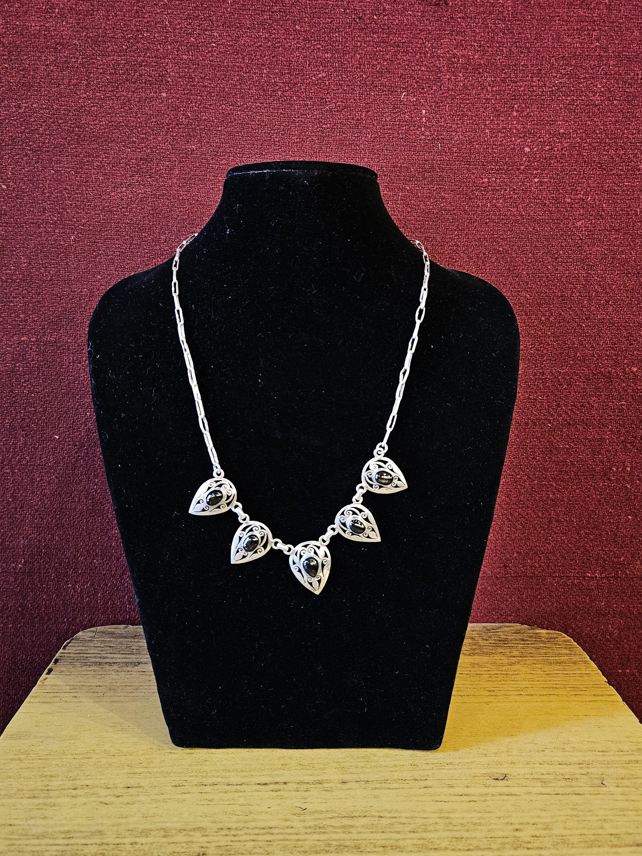 KN-3. Handmade Leaf Shaped Design Silver Necklace With Black KN-3. Handmade Leaf Shaped Design Silver Necklace With Black