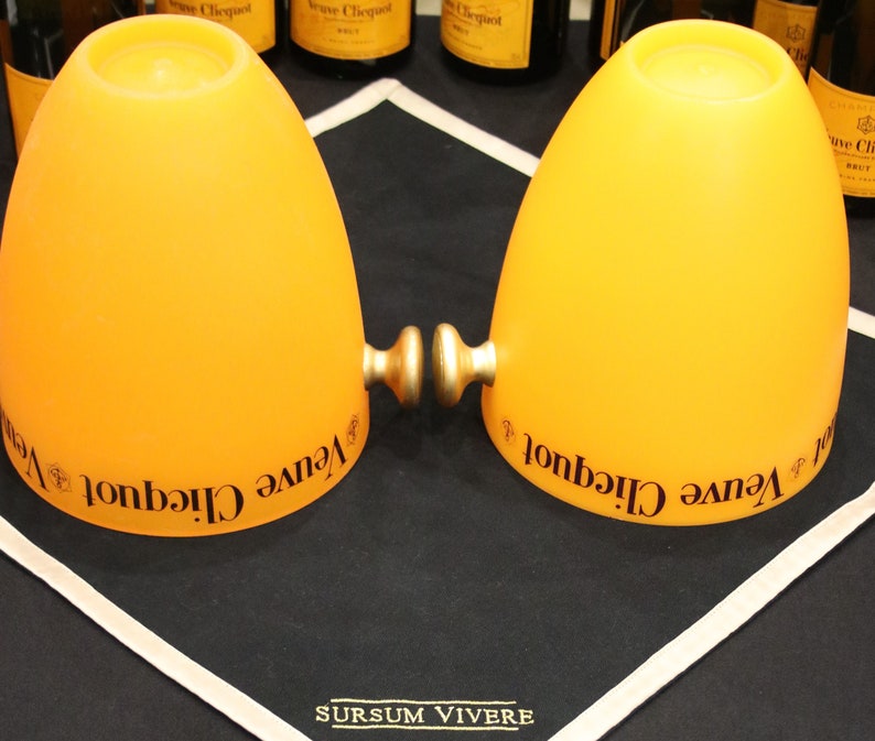 Seau à Champagne Veuve Clicquot Ice Bucket – Plastique Dur – Vintage 20ème