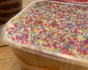 Homemade Cake Pots  Treat Box