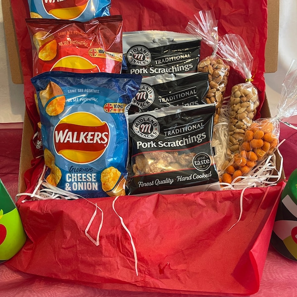 Savoury hamper gift box, idea for valentines, birthdays or movie night!