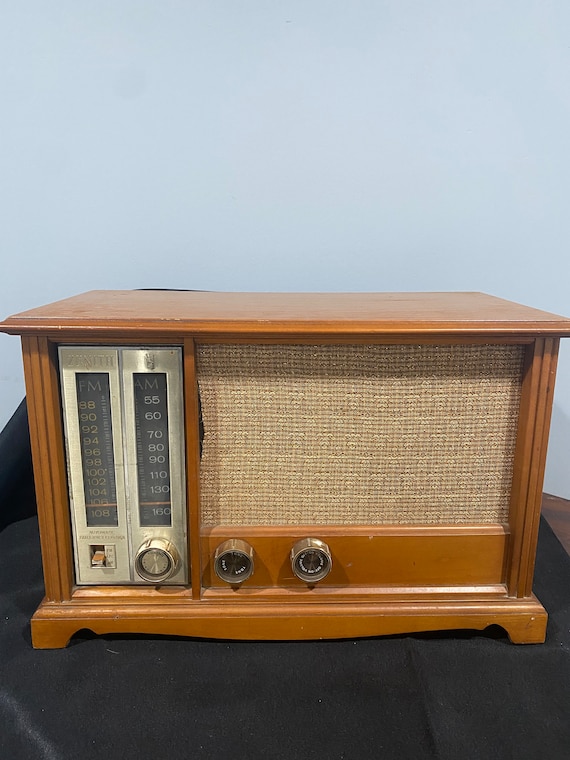 Vintage 1960s Zenith Long Distance Am/fm Radio Model N731 - Etsy