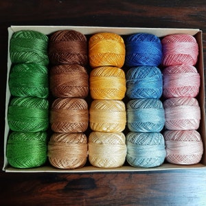 Embroidery Thread Set Pearl cotton size 8 Thread Floss Skein for Sewing embroider Crafts Vintage Pearl Cotton Thread Set Soft degrade colors