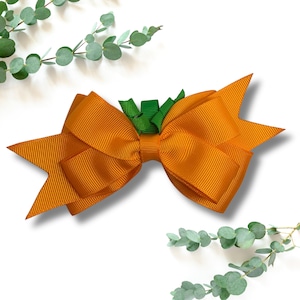 Pumpkin hair bow- large hair bow- Halloween hair bow- fall accessories- little girl hair bows- Pumpkin accessories