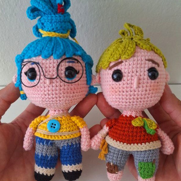 Peluche Cody et May au crochet Il faut deux