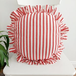 Bohemian Striped Linen Pillow Cover: Circle Frill Edge Cushion