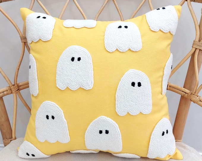 Handmade Halloween Pillow - Pumpkin Pillow - Hat - Ghost - Dry Leaves Pumpkin - Bat Halloween - Ghost Pillow - Hello Mello Store