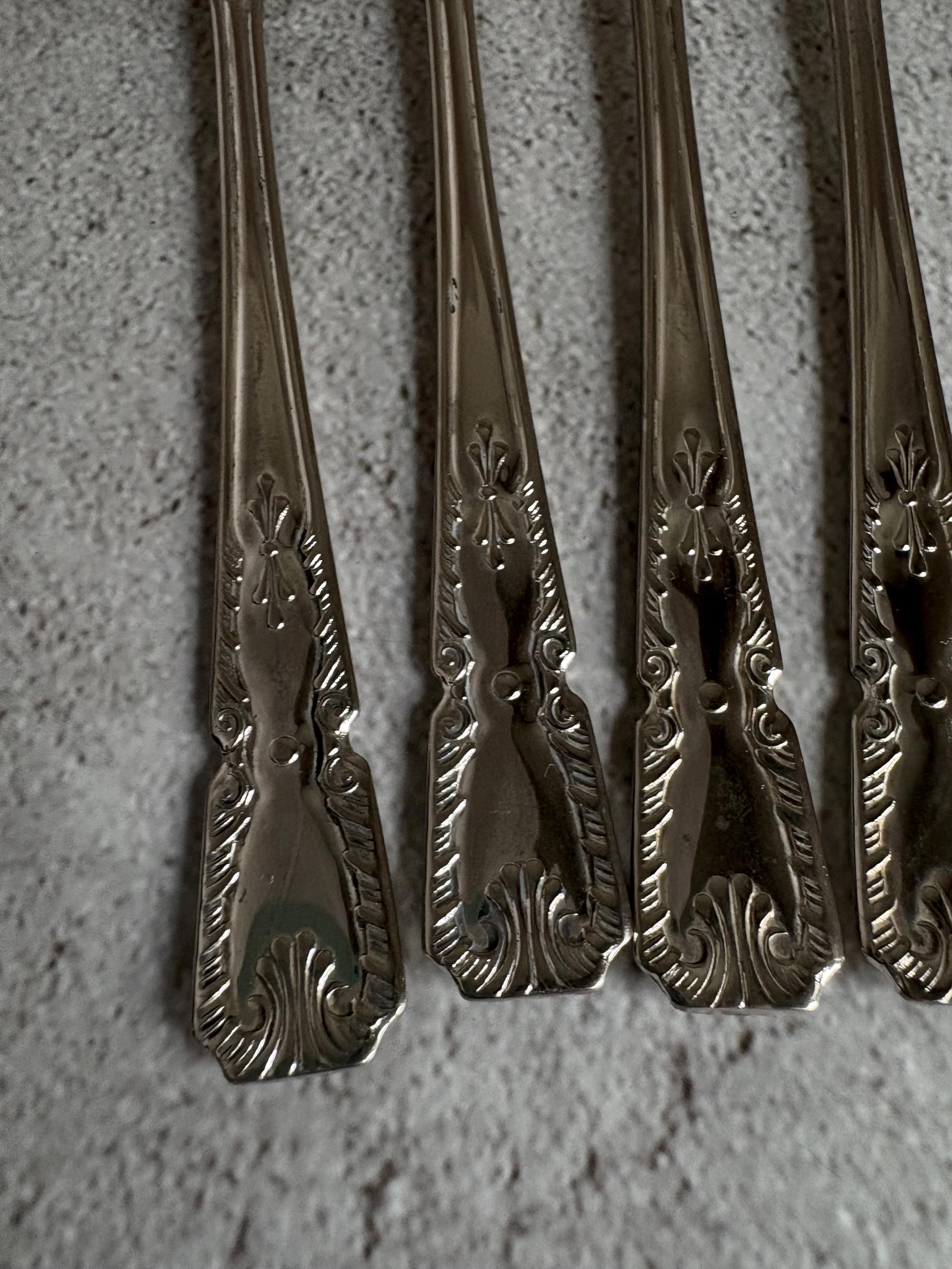 Vintage Silverplate Sheffield England Knives – Set of 6 – Ornate