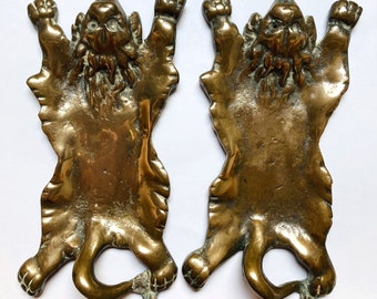 Par de cinzeiros antigos em forma de leão, feitos de bronze antigo