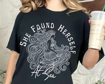 Mermaid Tshirt Oceancore Shirt Mermaid Core Shirt Mermaidcore Clothing Trendy Beach T-Shirt  Sirencore Siren Shirt Mermaid Graphic Tee