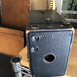Brownie Camera 116 Model 2A