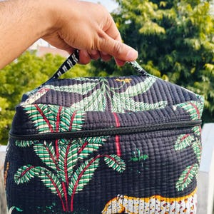 Stampa giungla nera in cotone, beauty case, grande beauty case per il trucco, beauty case da viaggio personalizzato, beauty case, set beauty case in cotone trapuntato
