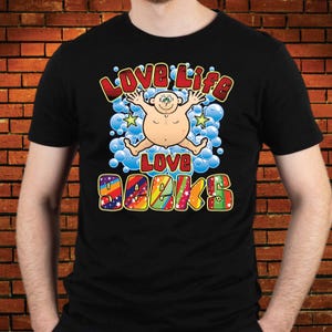 Love Life Love Geeks / Chemise en coton meme drôle / Cadeau d'anniversaire geek chic / Cadeau de récompense pour petite amie + petit ami / Soirée ringard nue amusante