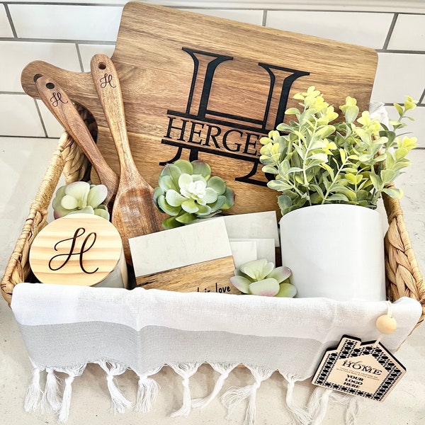 Candle Gift Basket 60+ Gift Ideas for 2023