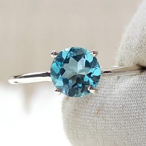 Sky Blue Topaz Solitaire Ring in 925 Sterling Silver | Dainty Gemstone Ring | December Birthstone Jewelry | Minimalist Promise Ring | Topaz