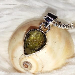 Amazing 100% Natural Moldavite pear Shape Pendant, 925 Sterling Silver Handmade Pendant, Green Raw Moldavite Pendant for Gift,Moldavite Oval